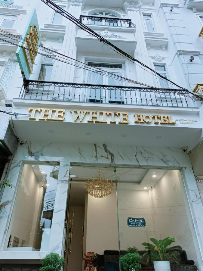The White Hotel Dalat Exteriör bild